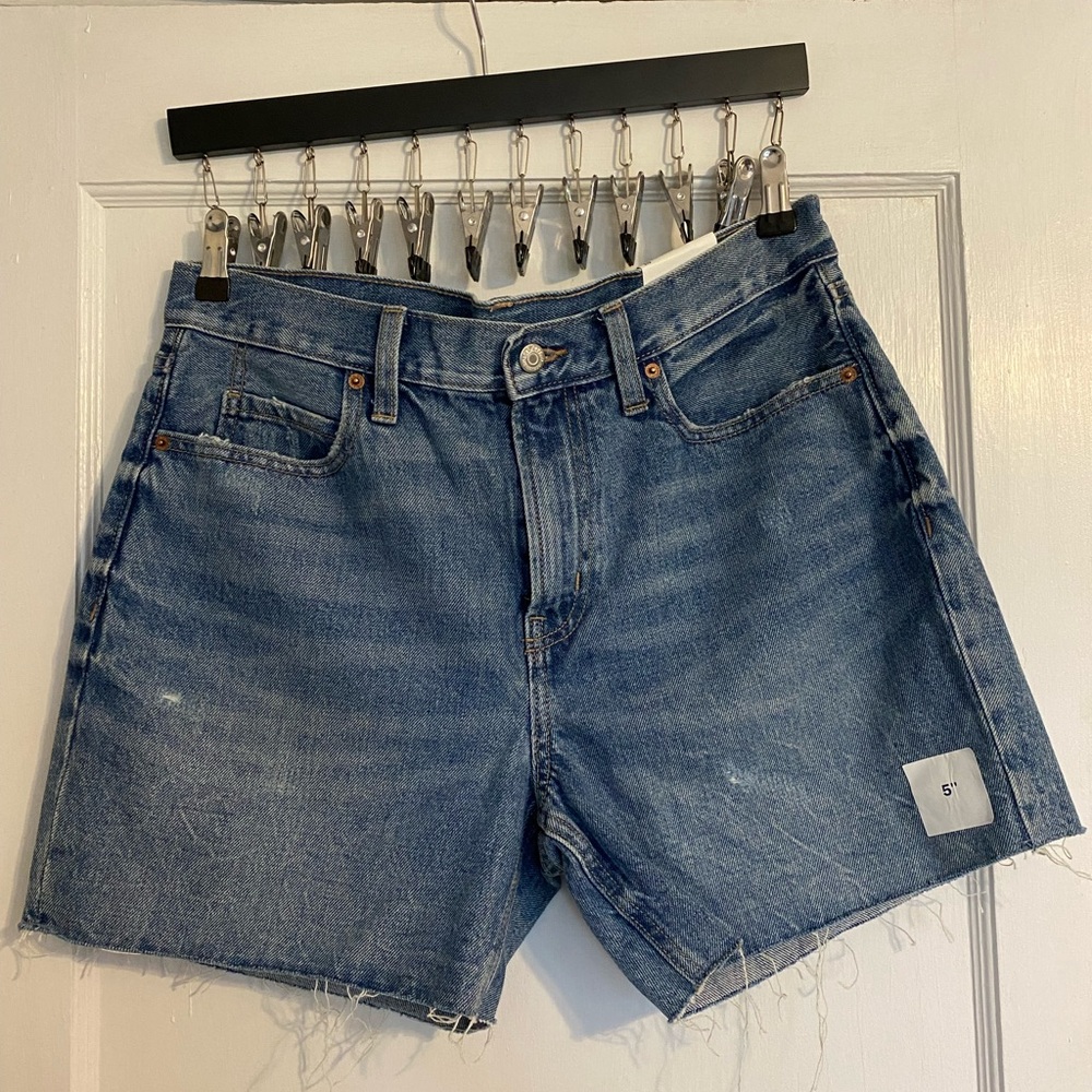 Old Navy Women’s Dad Shorts - Size 10 (NWT)